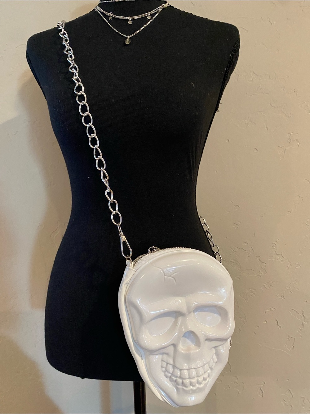 White Skull Crossbody Bag with Silver Chain NWOT